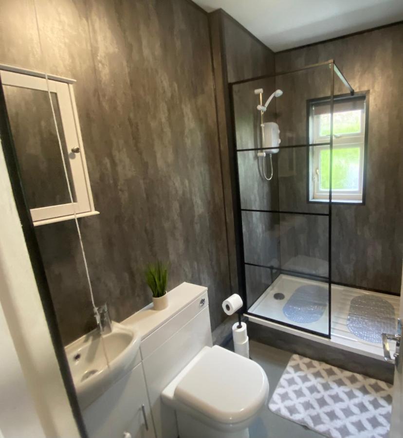 Ground Floor Apartment Брін Екстер'єр фото