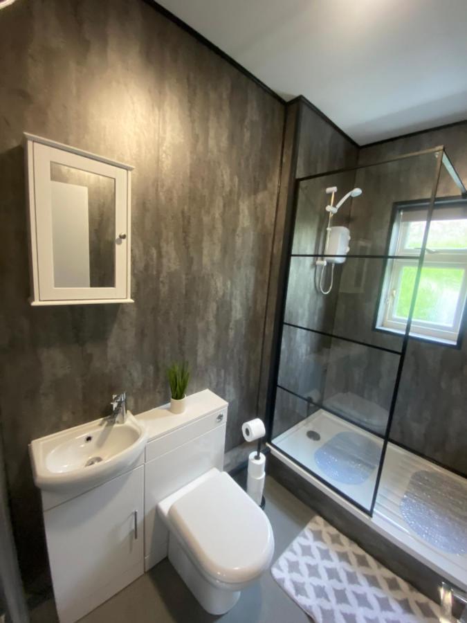 Ground Floor Apartment Брін Екстер'єр фото